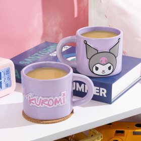Taza con relieve paladone hello kitty kuromi